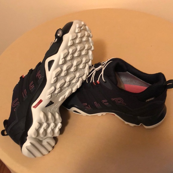 ADIDAS OUTDOOR L TERREX SWIFT Women’s R2 GXT NWOT - Picture 6 of 6